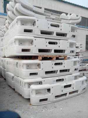 Diverse specificaties op maat gemaakte glasvezel auto-onderdelen. Maatwerk oplossingen ontworpen om de prestaties en duurzaamheid van auto's te verbeteren.