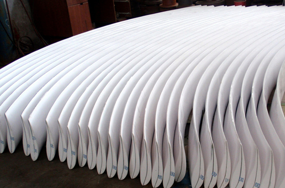 3-20kw verticale as windturbine FRP windturbinebladen voor extreme temperaturen -40 tot 60 graden Celsius