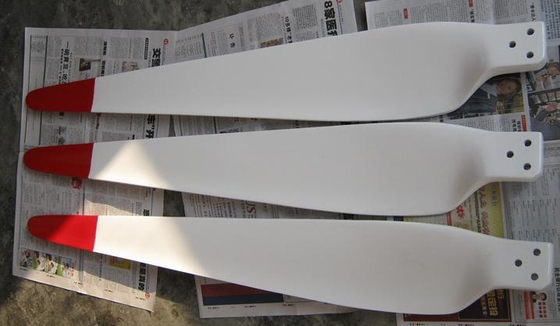 Hand lay up technologie glasvezel windturbine bladen Twisted blade type voor uw behoeften