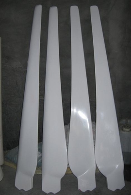 Hand lay up technologie glasvezel windturbine bladen Twisted blade type voor uw behoeften
