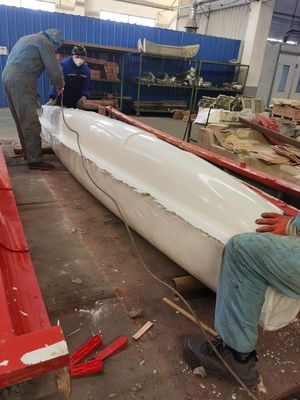 Zeer duurzame glasvezelbootonderdelen, hand-lay-up proces en eenvoudige installatie