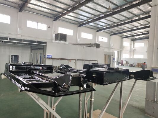 Weerbestendige GVK-carrosserie voor campers - Lichtgewicht & geïsoleerd camper-buitenpaneel