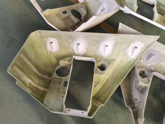 Op maat gemaakte auto-onderdelen van glasvezel met een gemakkelijke installatie, ontworpen voor installatie en superieure duurzaamheid