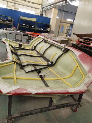 FRP vrachtwagenopbouw versterkte kunststof vrachtwagencontainer met sterke afdekdelen geschikt voor logistiek en vrachtveiligheid