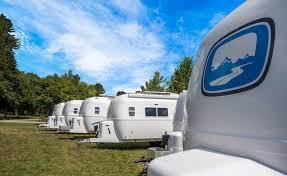 FRP RV Zijwandpaneel, SMC Gevormd RV Carrosseriepaneel SMC RV Vloerpaneel Lichtgewicht Hoge Sterkte Camper Chassis