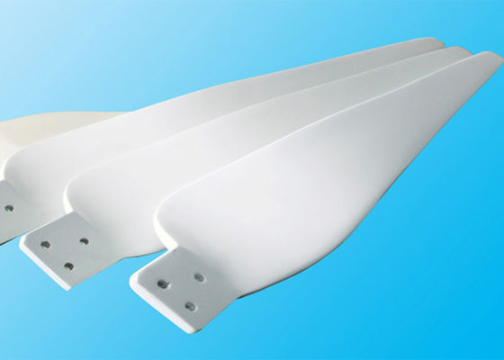 CE ISO9001 FRP-windturbinebladen voor prestaties van -40 tot 60 graden Celsius Glanse oppervlakteafwerking